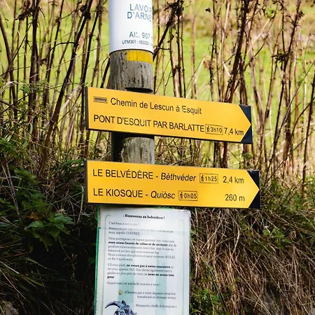 Le Mandragot Lägenhetshotell 3*