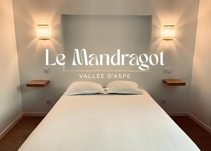 Le Mandragot מלון דירות 3*